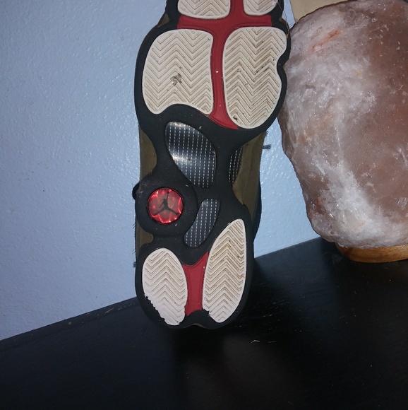 Jordan olive 13s - Picture 2 of 6